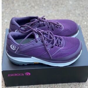 Topo Athletic Women's Ultraventure 2 Purple Running Shoes
